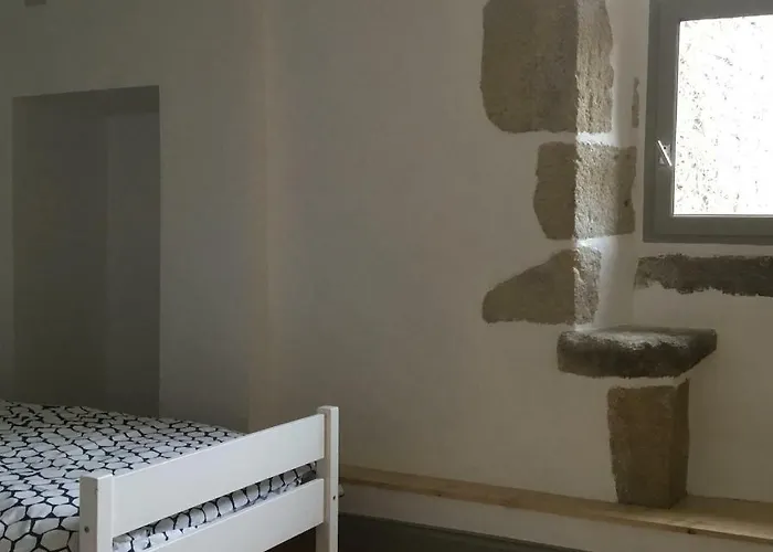 Maison De Bourg Avec Cour Privee Tallende